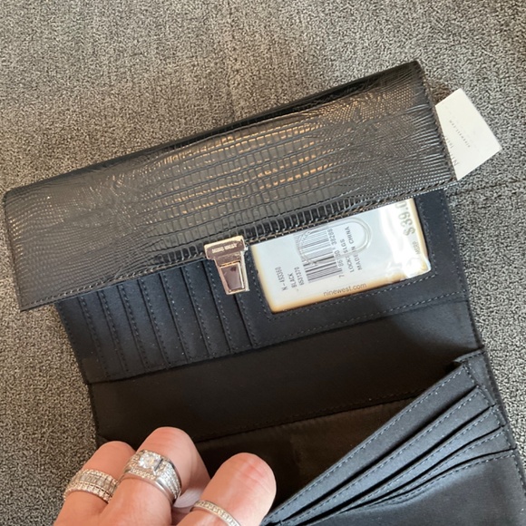 NWT Nine West Black Wallet with Checkbook Multiple Credit Card Holders - Picture 7 of 10